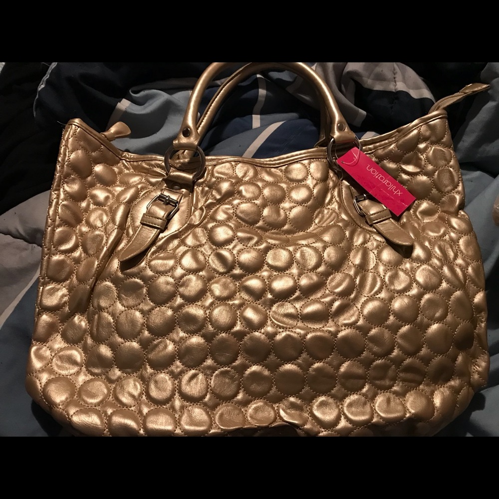 🚨Available until 4/8/18 🚨 Big Golden Purse